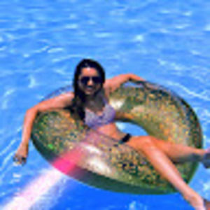 Meet your Posher, Briana